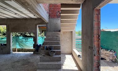 Casa en Barrio Carpinchos