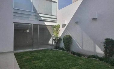 HURBAN RENTA casa en Tierra Verde al norte de Aguascalientes.