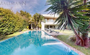 Venta Casa 3 Dormitorios en La Lomada