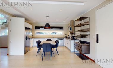 Venta Casa 3 Dormitorios en La Lomada