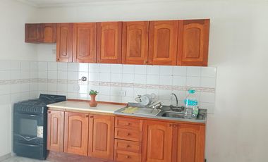 CASA ALQUILER CASTELAR NORTE