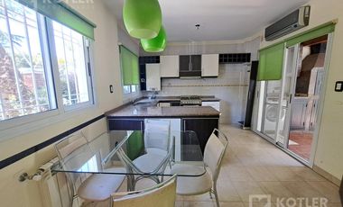 Casa en PH un excelente barrio residencial te Adrogué