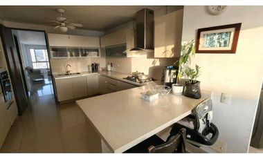 PentHouse Apartamento en Amoblado con vista al marina - 005R