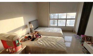 PentHouse Apartamento en Amoblado con vista al marina - 005R