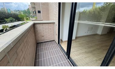 Apartamento para la venta en unidad cerrada en el retiro