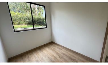 Apartamento para la venta en unidad cerrada en el retiro
