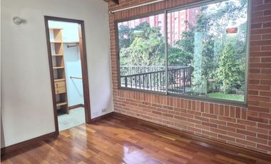 Hermosa casa en venta El Poblado - El Tesoro (JS)