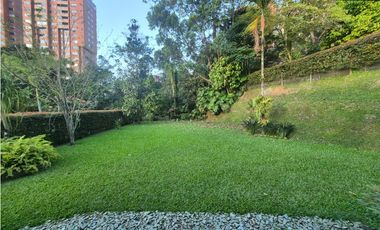 Hermosa casa en venta El Poblado - El Tesoro (JS)