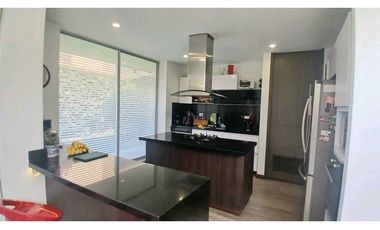 VENDO CASA ESQUINERA CAMPESTRE DOS NIVELES CAJIC
