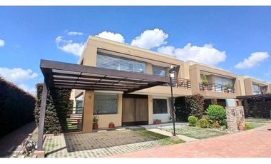 VENDO CASA ESQUINERA CAMPESTRE DOS NIVELES CAJIC