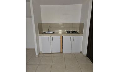 ARRENDAMIENTO APARTAESTUDIO No.3 SECTOR VERSALLES