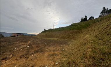 Venta lote campestre en Guarne unidad cerrada con explanación