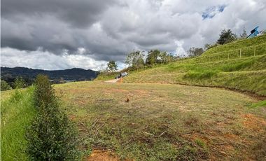 Venta lote campestre en Guarne unidad cerrada con explanación