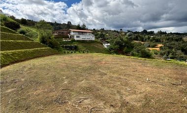Venta lote campestre en Guarne unidad cerrada con explanación