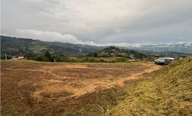 Venta lote campestre en Guarne unidad cerrada con explanación