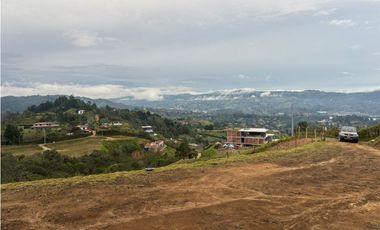 Venta lote campestre en Guarne unidad cerrada con explanación