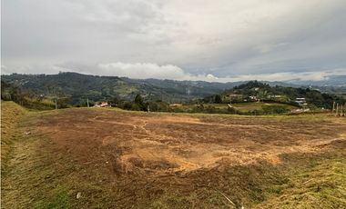 Venta lote campestre en Guarne unidad cerrada con explanación