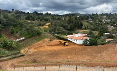 Venta lote campestre en Guarne unidad cerrada con explanación