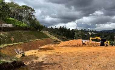 Venta lote campestre en Guarne unidad cerrada con explanación