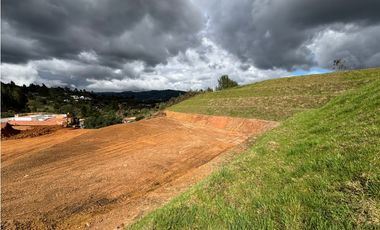 Venta lote campestre en Guarne unidad cerrada con explanación