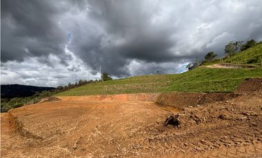 Venta lote campestre en Guarne unidad cerrada con explanación