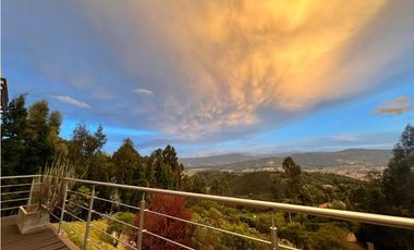 VENDO CASA EN RESERVA FORESTAL EN CAJICA
