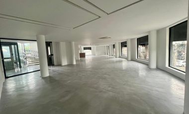 Alquiler Local Comercial en centro comercial en ciudad jardin, Sur