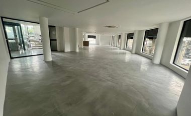 Alquiler Local Comercial en centro comercial en ciudad jardin, Sur