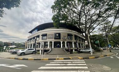 Alquiler Local Comercial en centro comercial en ciudad jardin, Sur