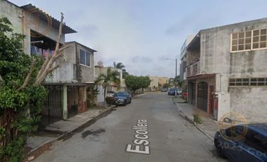 Casa en Venta a 20 min de Aeropuerto Internacional Minatitlán.