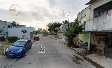 Casa en Venta a 20 min de Aeropuerto Internacional Minatitlán.