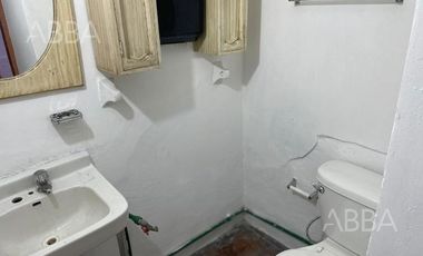 VENTA DE LOCAL COMERCIAL  EN AVENIDA INDEPENDENCIA, ZONA CENTRO.