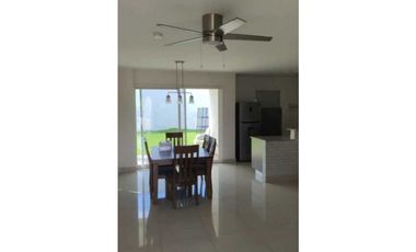 ALQUILO CASA AMOBLADA EN LA CHORRERA COSTA VERDE ROLLING HILLS 3R
