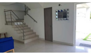 ALQUILO CASA AMOBLADA EN LA CHORRERA COSTA VERDE ROLLING HILLS 3R