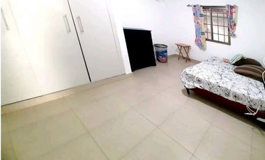 ALQUILO CASA SEMIAMOBLADA EN LA CHORRERA ALTOS ARAGUANEY 3R