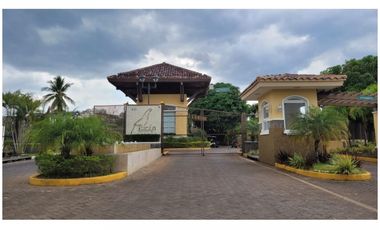 Tucan Country Club - Casa Tipo Town House - Cocoli !!