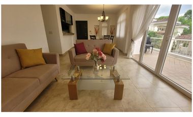 Tucan Country Club - Casa Tipo Town House - Cocoli !!