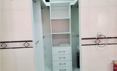 FUENTE DEL FRESNO / 4 HABITACIONES / 303M / 2 NIVELES / EN ESQUINA