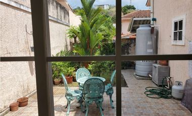 FUENTE DEL FRESNO / 4 HABITACIONES / 303M / 2 NIVELES / EN ESQUINA