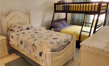 FUENTE DEL FRESNO / 4 HABITACIONES / 303M / 2 NIVELES / EN ESQUINA