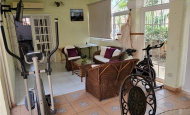 FUENTE DEL FRESNO / 4 HABITACIONES / 303M / 2 NIVELES / EN ESQUINA