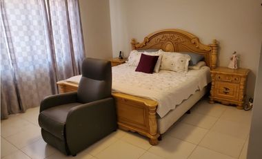 FUENTE DEL FRESNO / 4 HABITACIONES / 303M / 2 NIVELES / EN ESQUINA