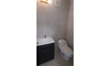 CONDADO DEL REY / PH COUNTRY HEIGHTS / 170M / 3 HABITACION / 2 PARKING