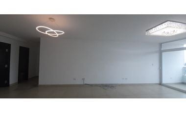 CONDADO DEL REY / PH COUNTRY HEIGHTS / 170M / 3 HABITACION / 2 PARKING