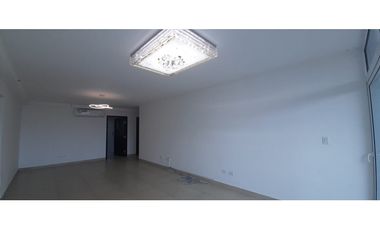 CONDADO DEL REY / PH COUNTRY HEIGHTS / 170M / 3 HABITACION / 2 PARKING