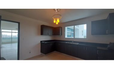 CONDADO DEL REY / PH COUNTRY HEIGHTS / 170M / 3 HABITACION / 2 PARKING