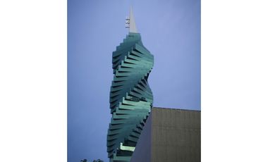 OFICINA / REVOLUTION  F & F TOWER / CALLE 50 / 188M / DIVISIONES