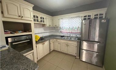 ALQUILER DE CASA EN ALGARROBOS 3R