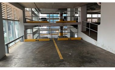 OFICINA / CALLE 50 / REVOLUTION F&F TOWER / 156M / AIRE CENTRAL