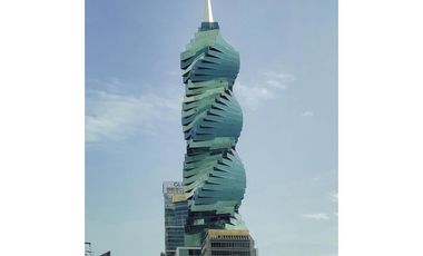 OFICINA / CALLE 50 / REVOLUTION F&F TOWER / 156M / AIRE CENTRAL